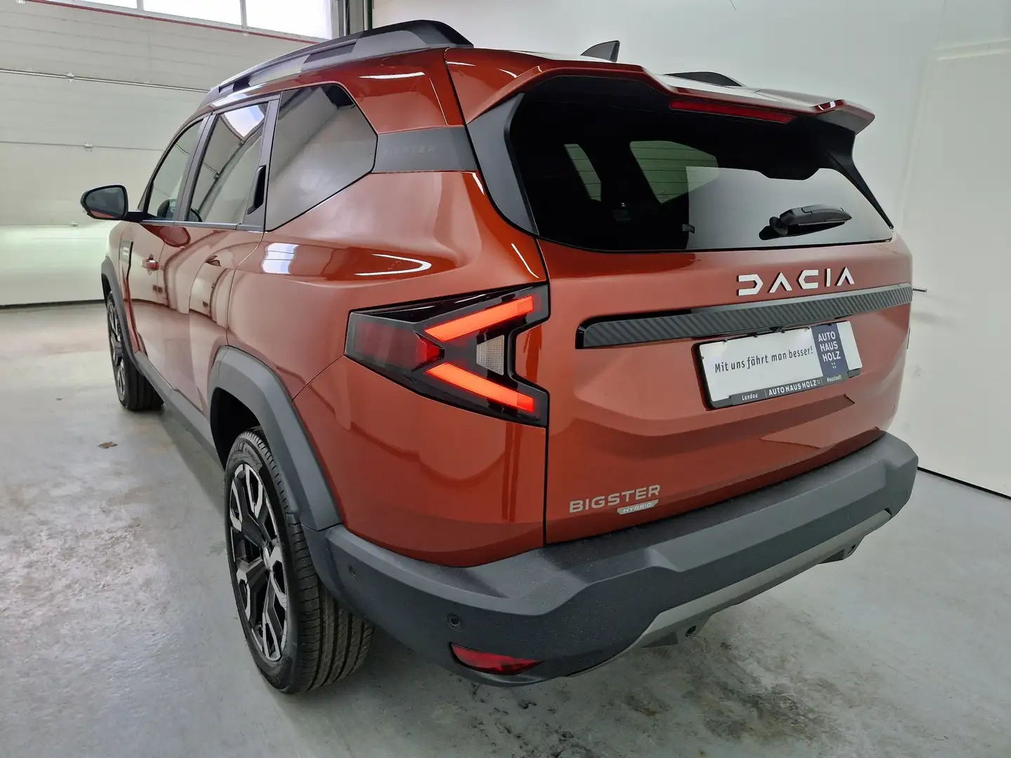 Dacia Bigster Journey Hybrid 155 City-Paket Коричневий - 2