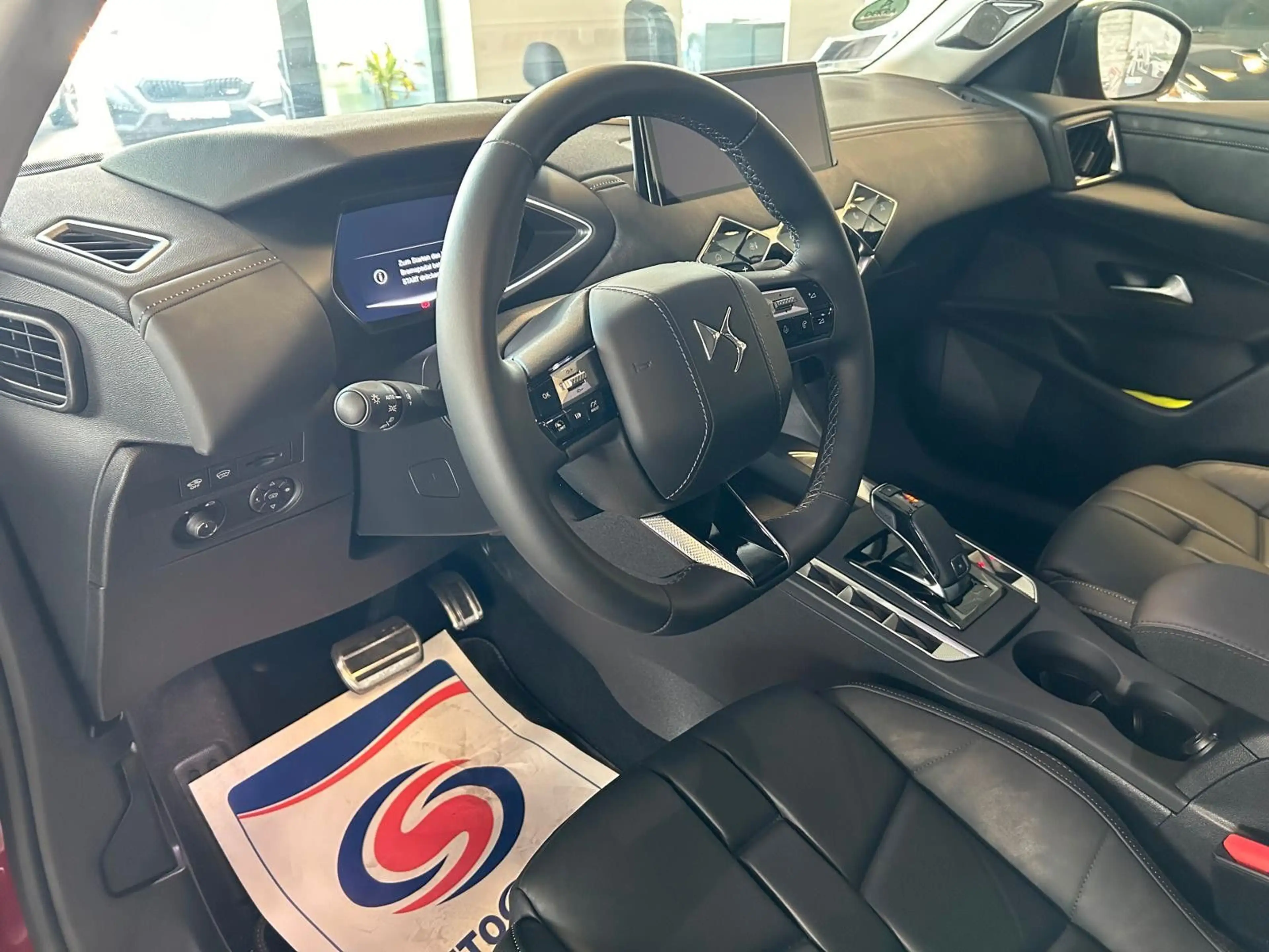 DS Automobiles DS 3 DS 3 Opera*NUR 11.660 KM*LEDER*HEAD-UP* — photo 8