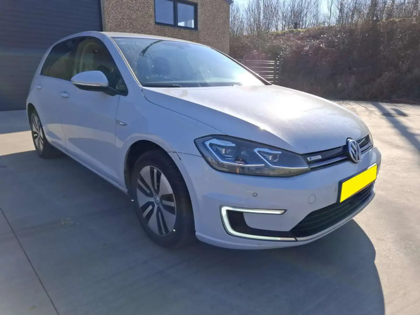 Volkswagen e-Golf E-Dition 35.8kwh Weiß - 1