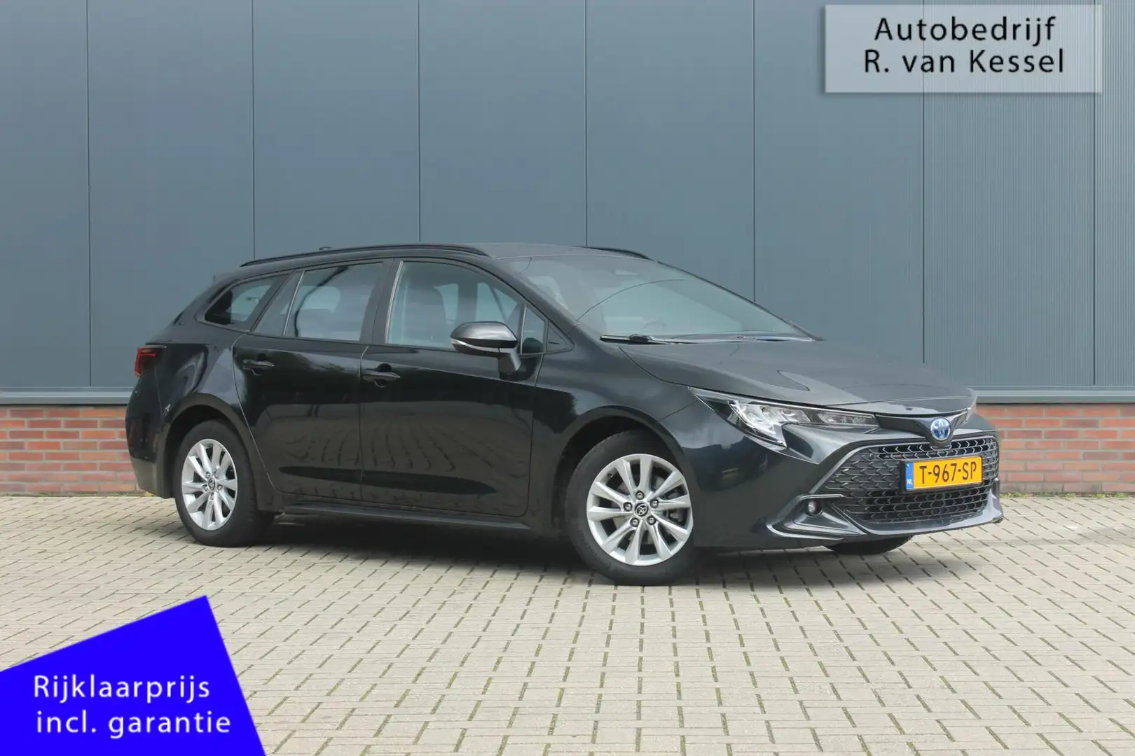 Toyota Corolla Touring Sports Hybrid 140 Active I 1 Eig. I NL-aut Schwarz - 1