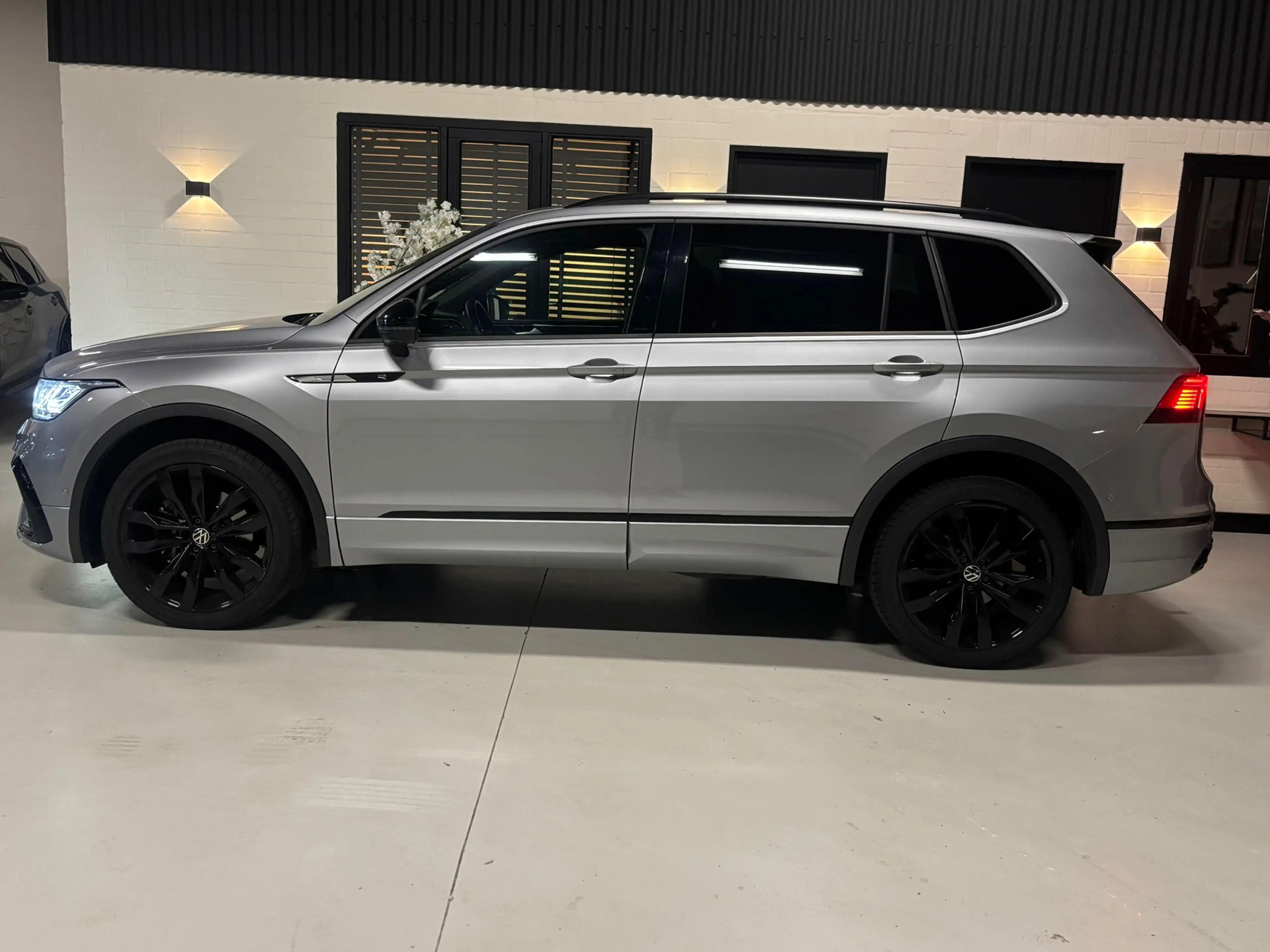 Volkswagen Tiguan Allspace 2.0 TSI 4Motion R-line 7.p |Trekhaak|360cam|Pano| — photo 8