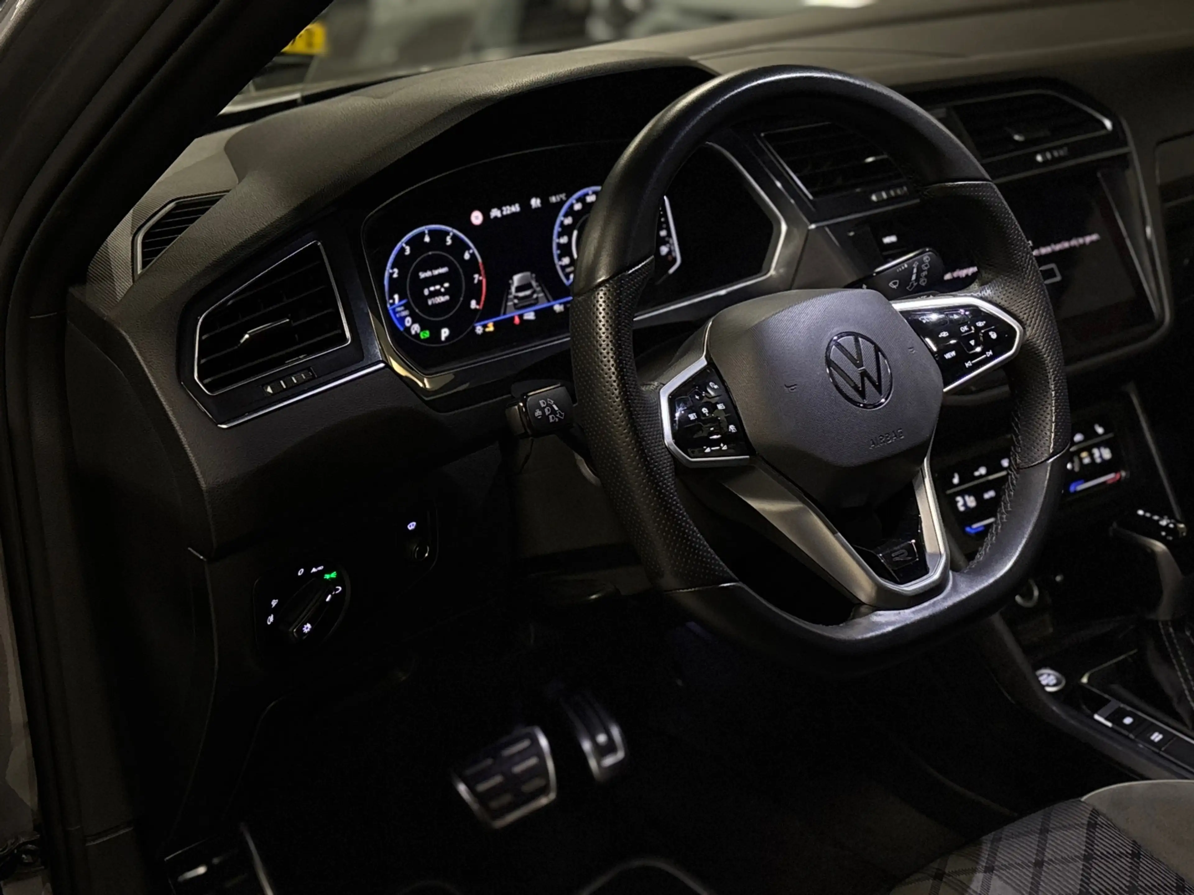 Volkswagen Tiguan Allspace 2.0 TSI 4Motion R-line 7.p |Trekhaak|360cam|Pano| — photo 2