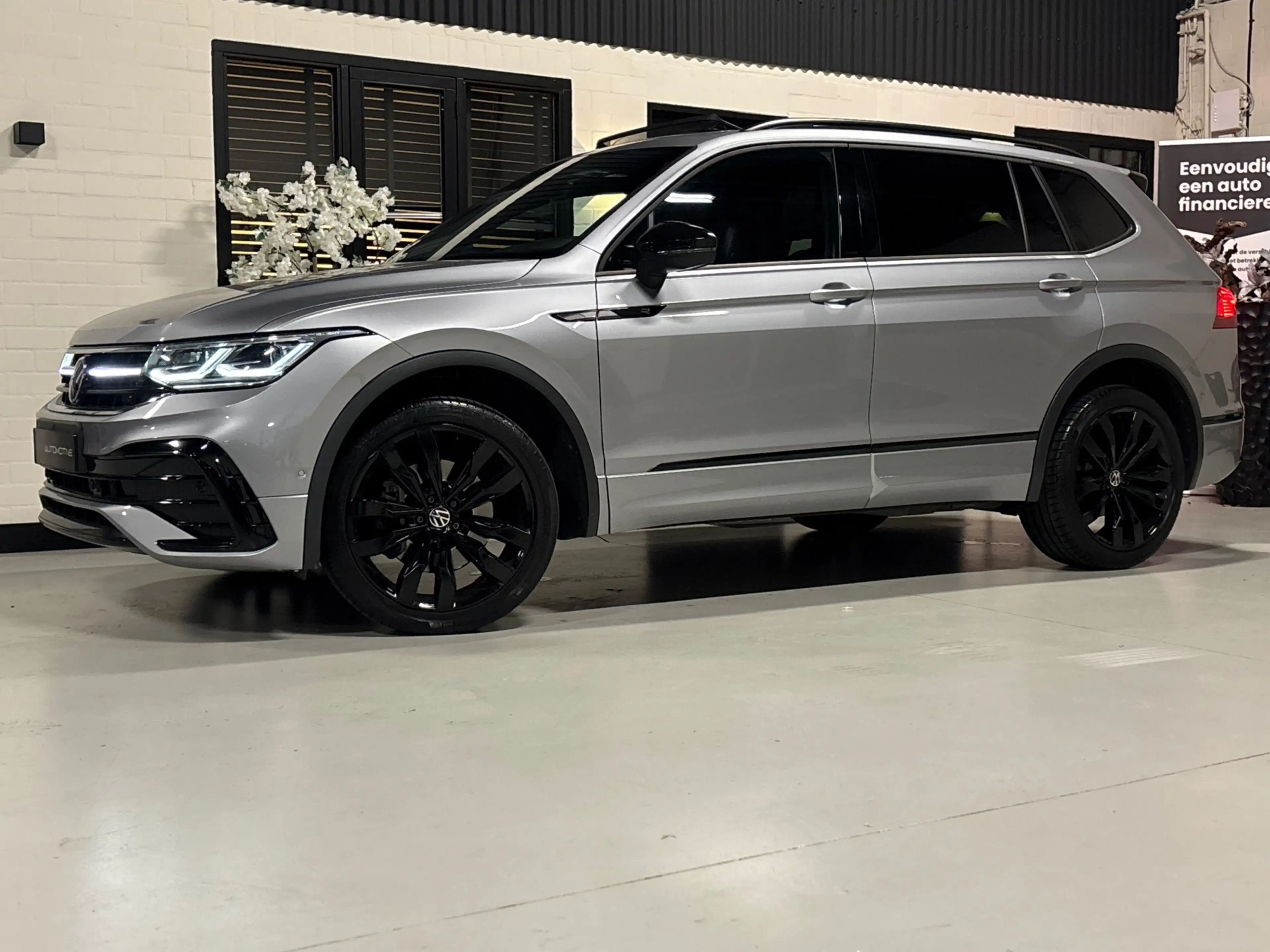 Volkswagen Tiguan Allspace 2.0 TSI 4Motion R-line 7.p |Trekhaak|360cam|Pano|