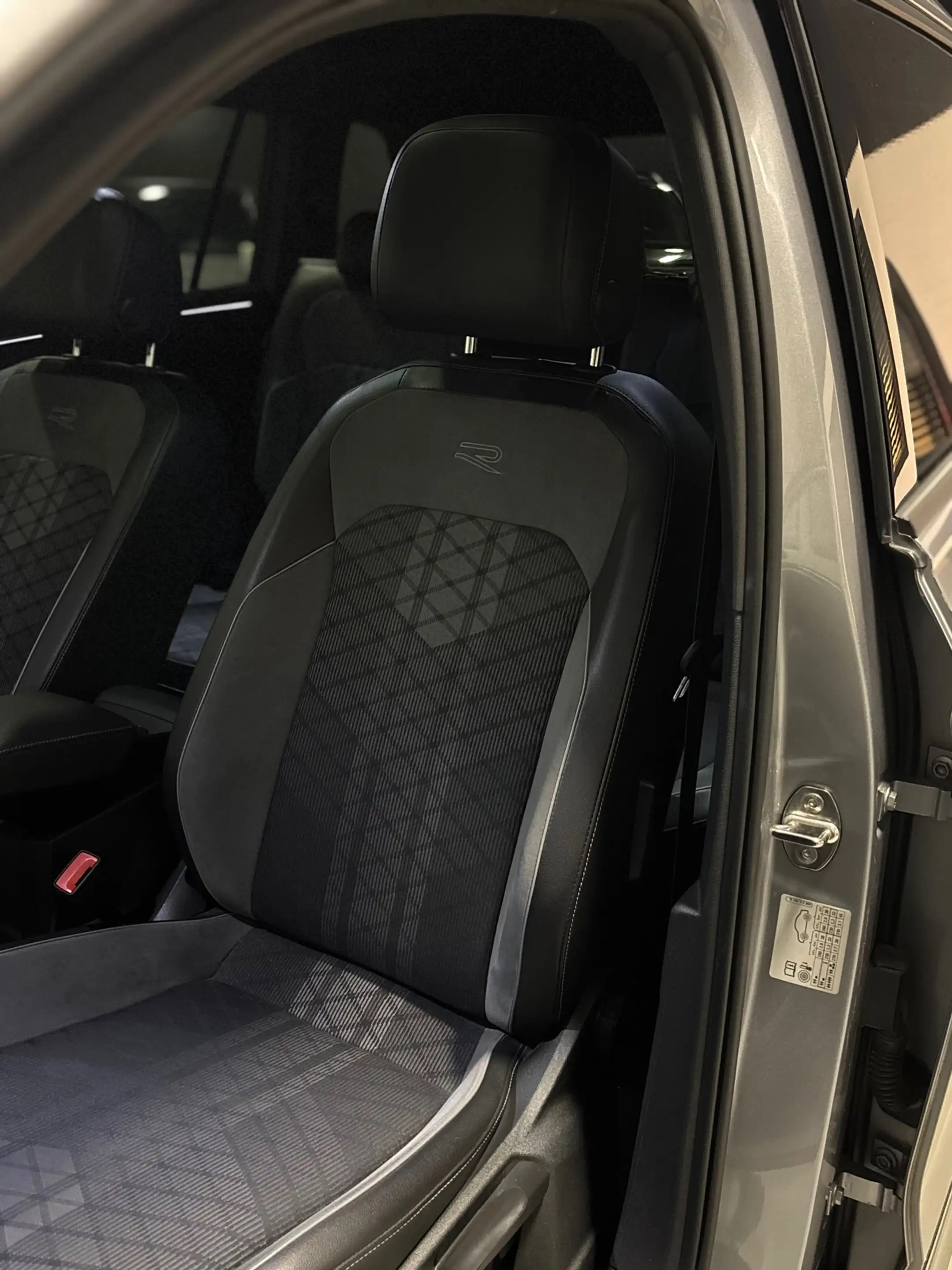 Volkswagen Tiguan Allspace 2.0 TSI 4Motion R-line 7.p |Trekhaak|360cam|Pano| — photo 22
