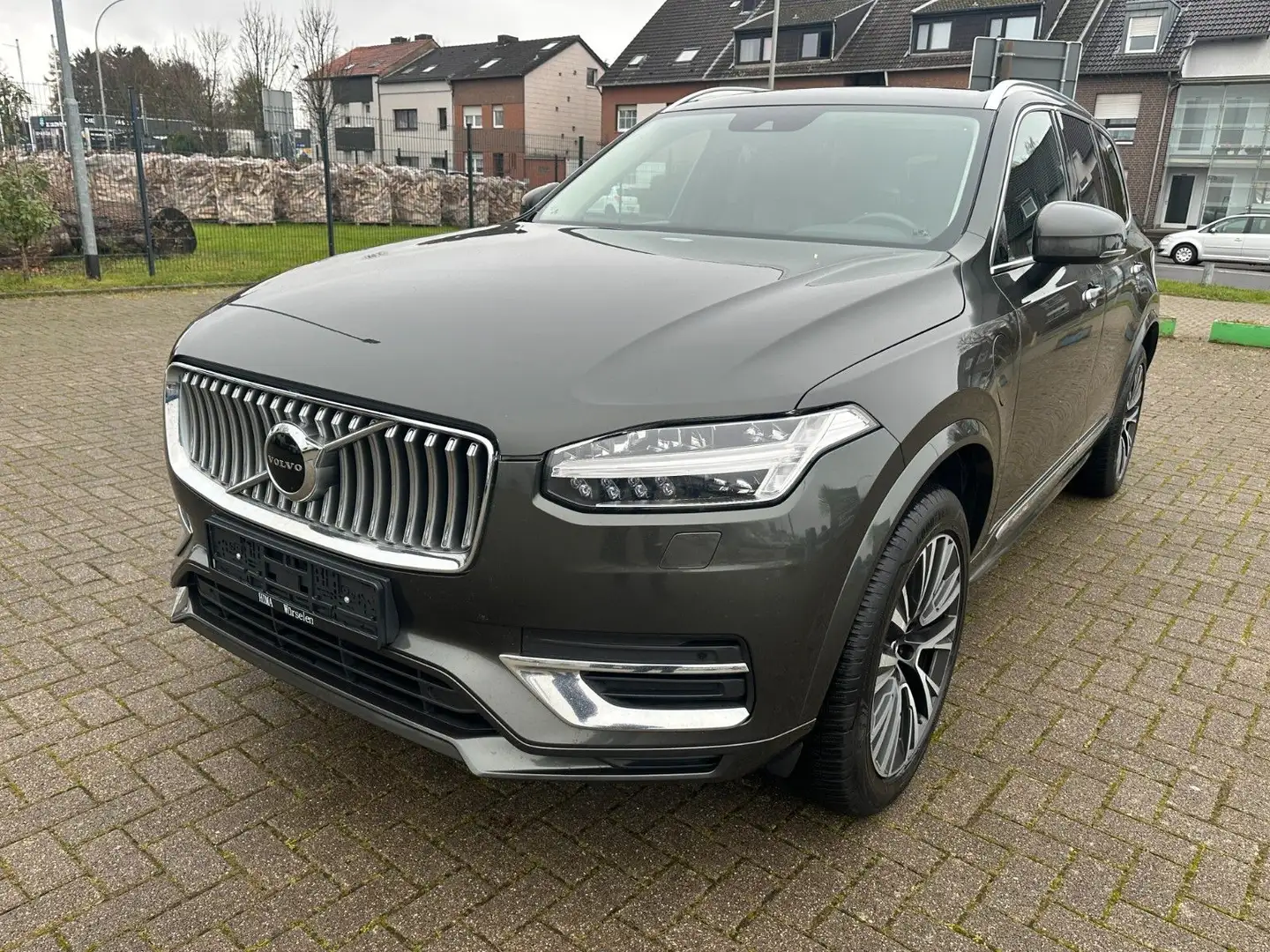 Volvo XC90 * Plug-In Hybrid* AWD* 7 Sitzer* Gris - 1