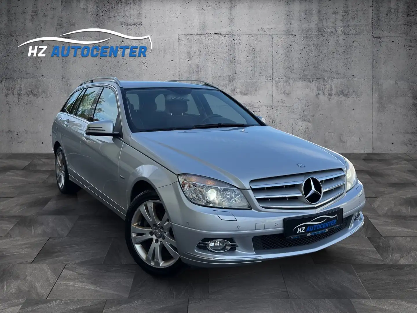 Mercedes-Benz C 180 T Kompressor Avantgarde*NAVI*XENON*SHZ Argent - 1
