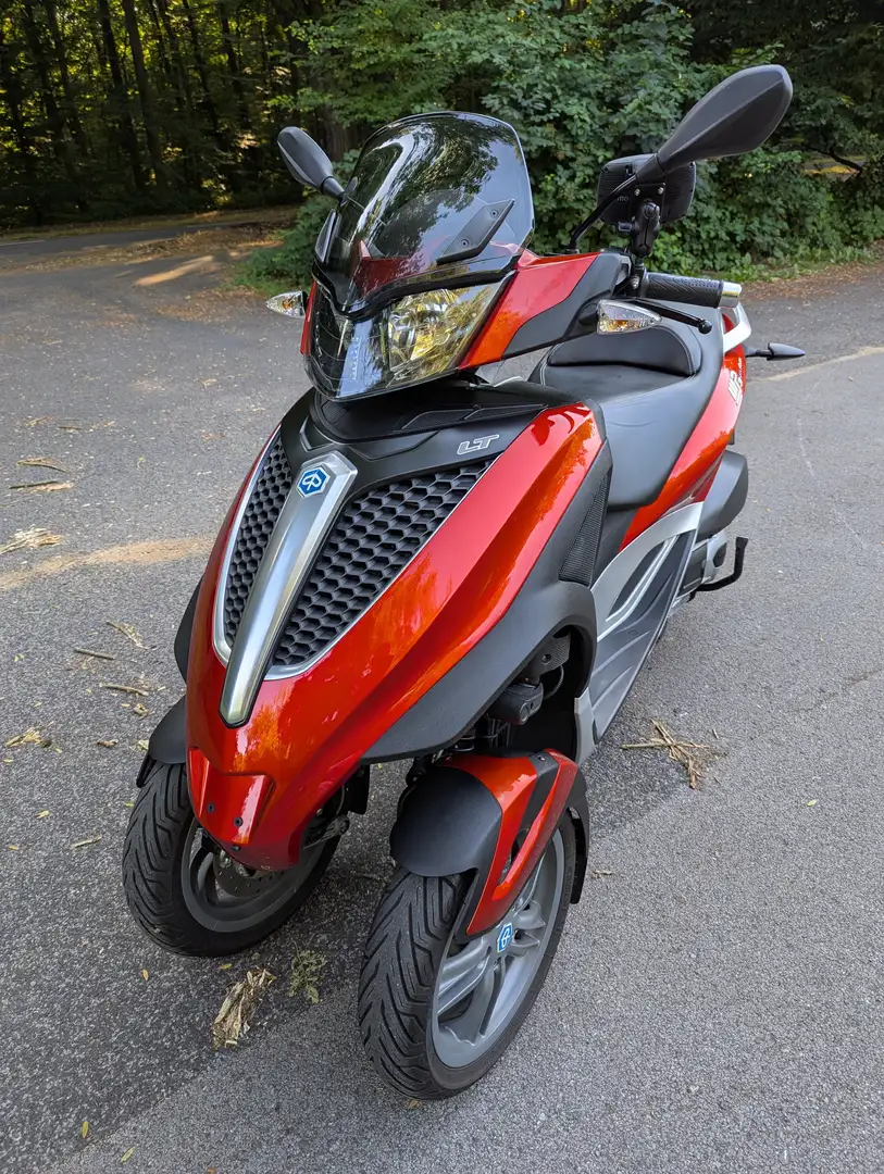 Piaggio MP3 300 Yourban 300 LT Rojo - 1