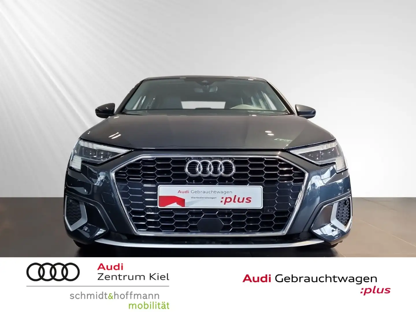 Audi A3 Sportback 35 TFSI Advanced S-tronic Navi Klima Grau - 2