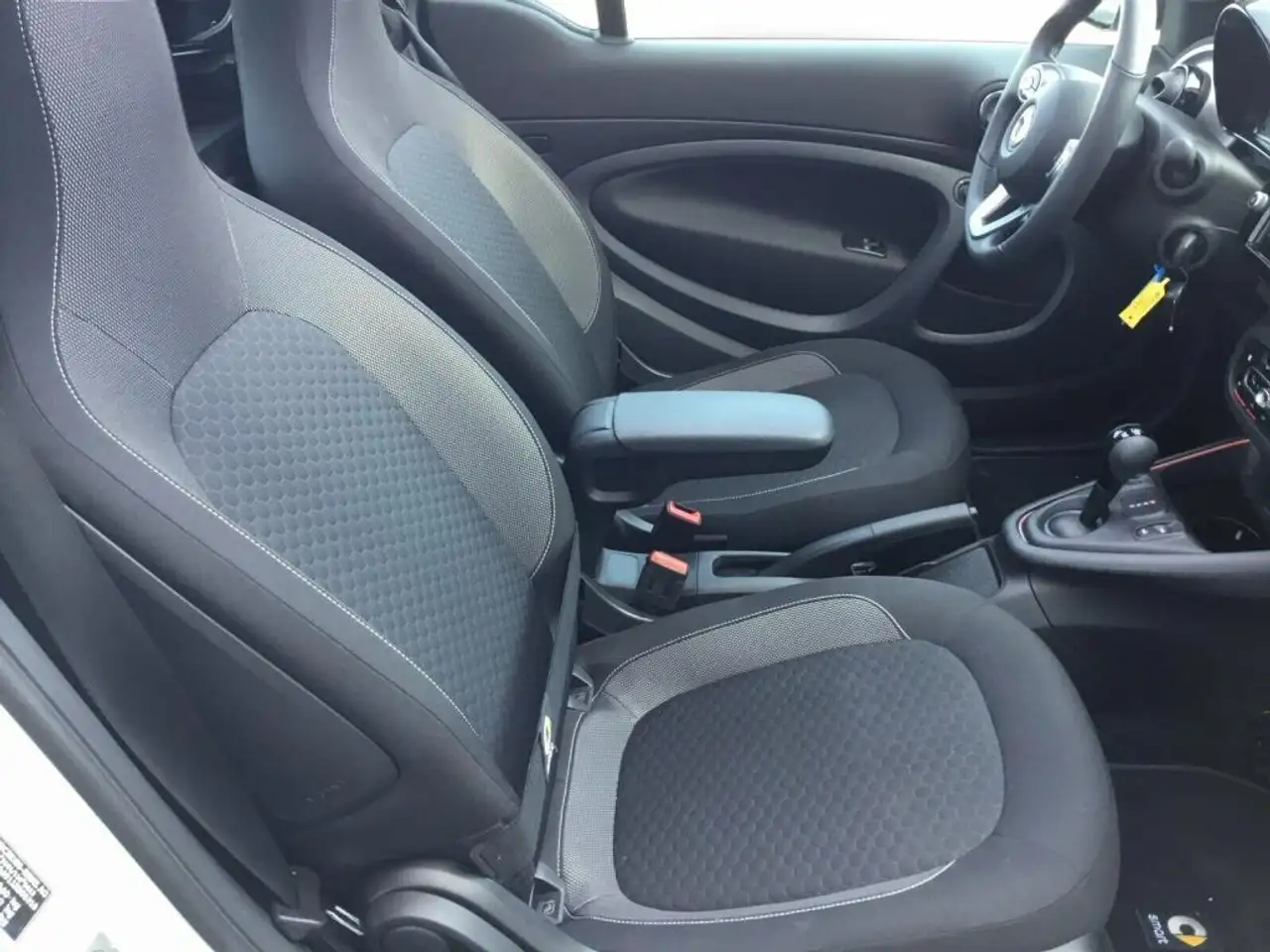 smart forTwo EQ cabrio LED/PDC/KAMERA/WINTER/ 14