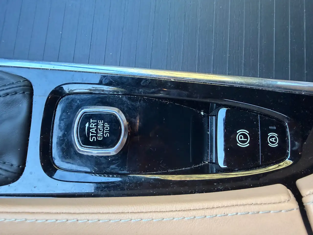 Volvo XC90 снимка Volvo XC90