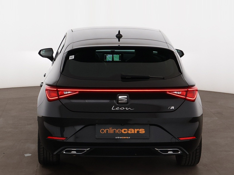 SEAT Leon 1.5 eTSI FR Aut LED SKY RADAR NAVI SITZHZG — photo 7