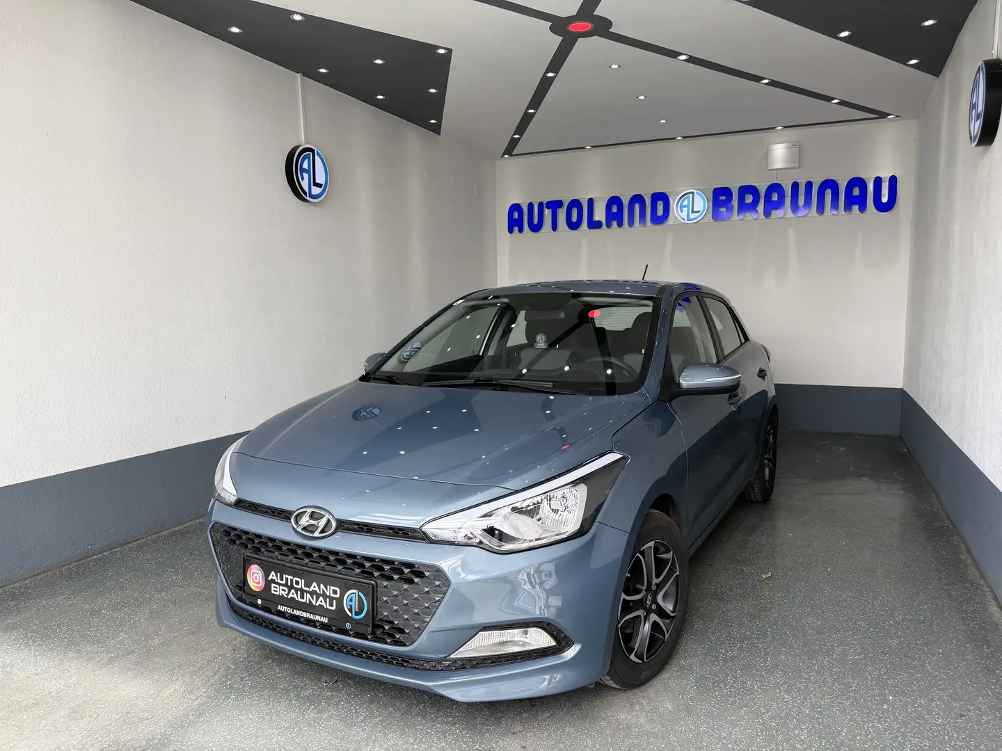 Hyundai i20 i20 blue 1.2 Grau - 1