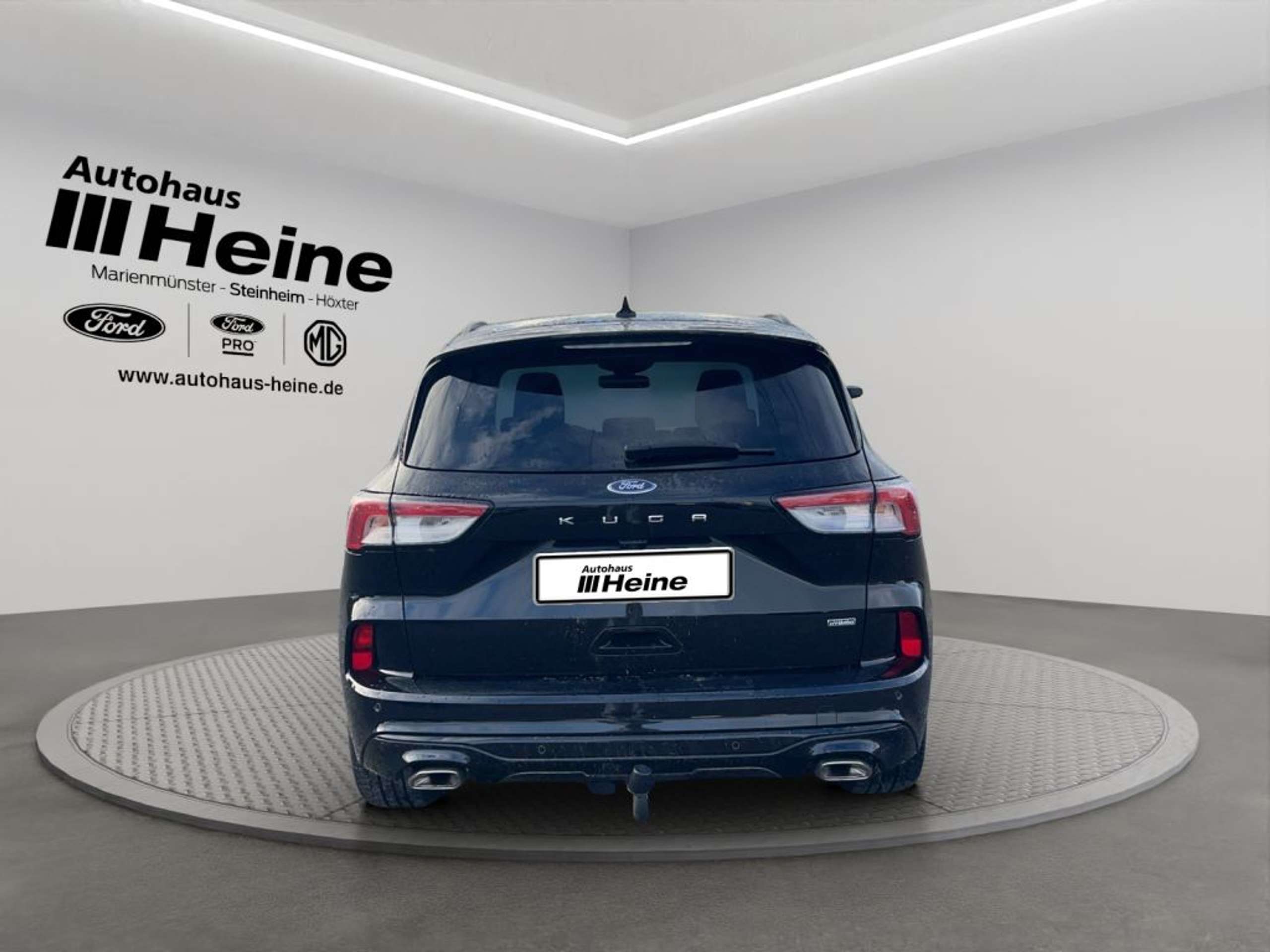 Fahrzeugabbildung Ford Kuga 2.5 Duratec PHEV ST-LINE - mit KI generiert/bearbeitet