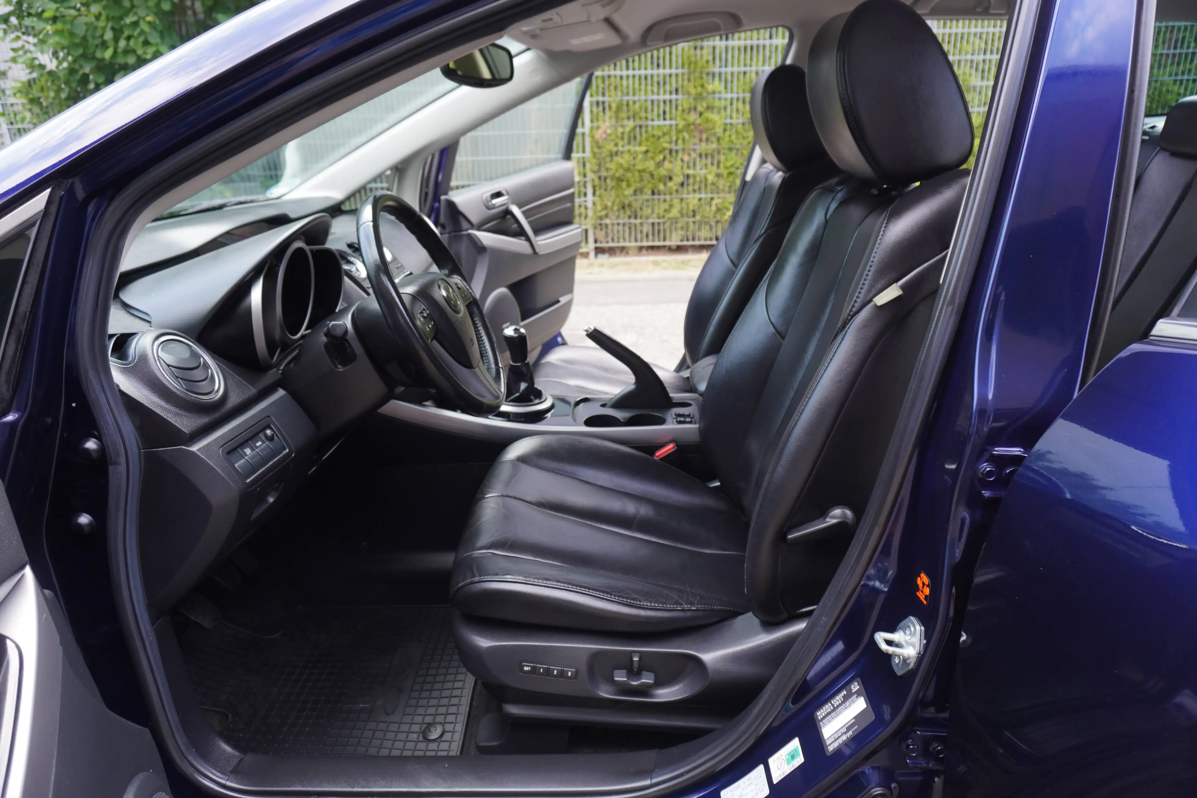 Mazda CX-7 Exclusive-Line 2.2D 4WD LEDER+NAVI+XENON+AHK+ALU19z+TEMPO+6Gang — photo 14