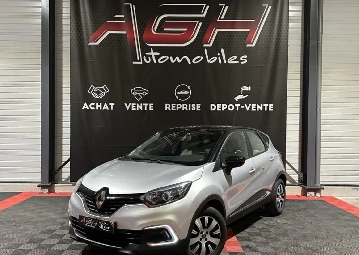 Renault Captur 0.9 TCe 90ch Sunset 19 Noir - 1