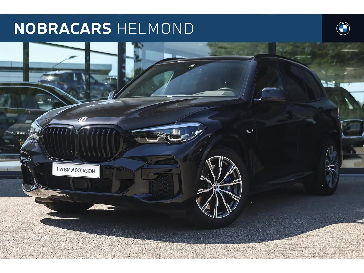 BMW X5 xDrive45e High Executive M Sport Automaat / Live C Zwart - 1