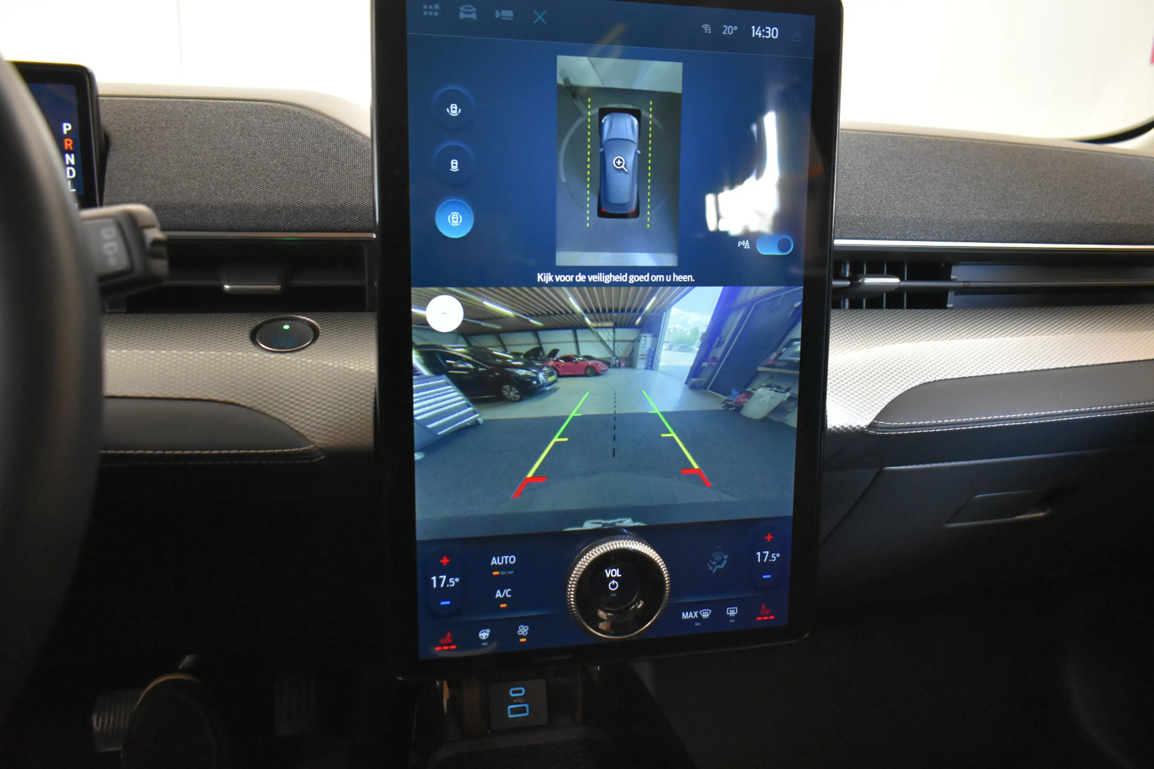 Ford Mustang Mach-E RWD 75 kWh 360°Cam Pano Techpack — photo 2