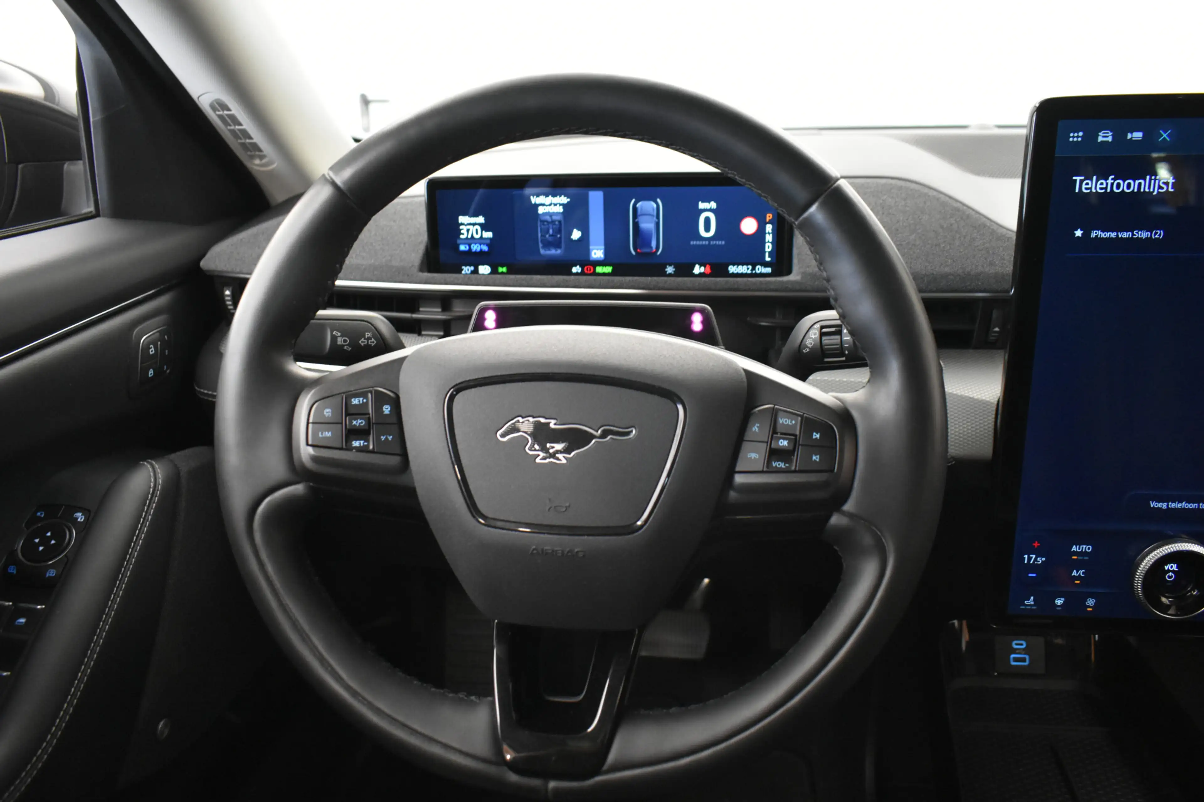 Ford Mustang Mach-E RWD 75 kWh 360°Cam Pano Techpack — photo 5