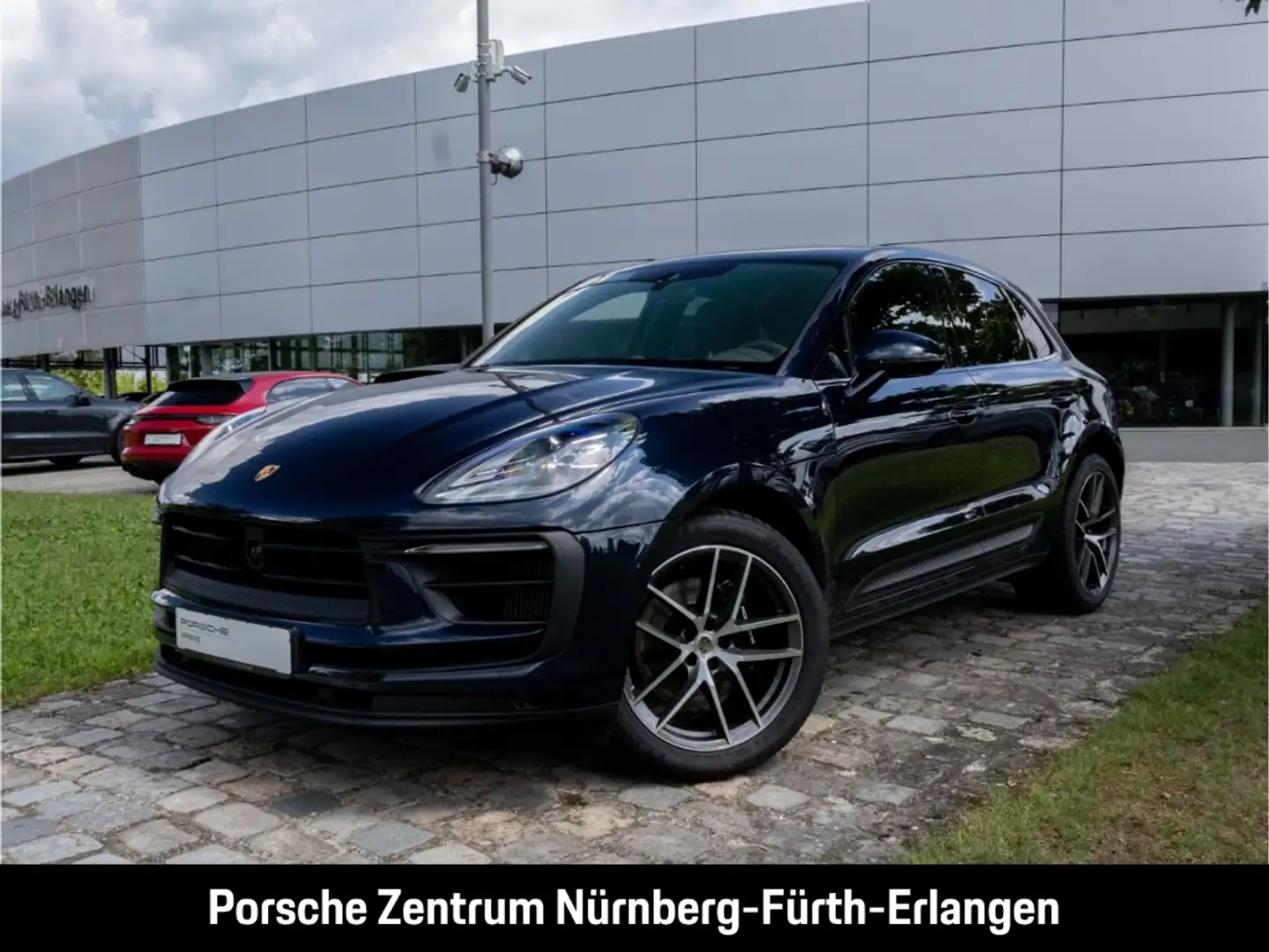 Porsche Macan S AHK Luftfeder 18-Wege-Klimasitz PDLS+ AppleCarPl Blau - 1