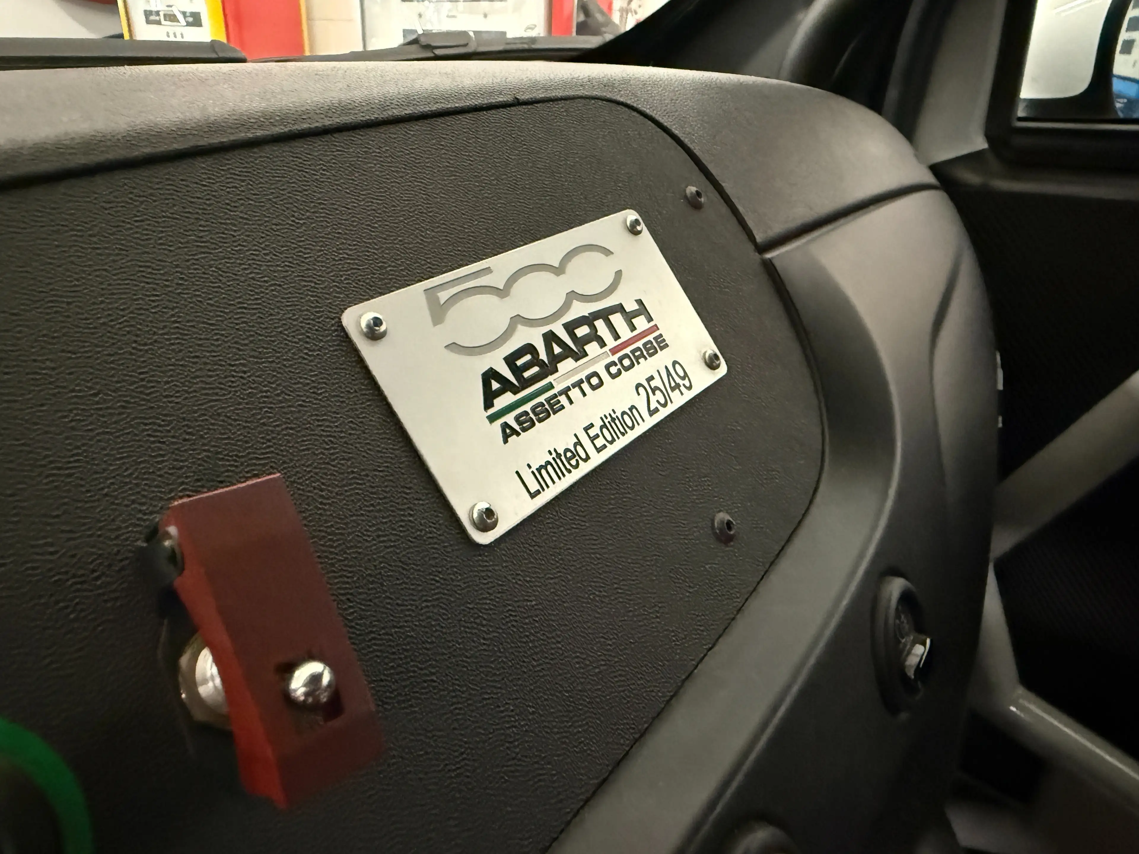 Abarth 695 Assetto Corse No. 25/49 — photo 10