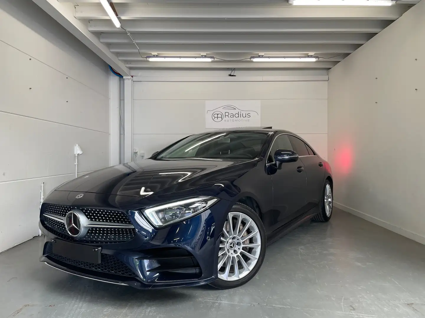 Mercedes-Benz CLS 350 CLS 350 d 4Matic 9G-TRONIC AMG Line Blauw - 1