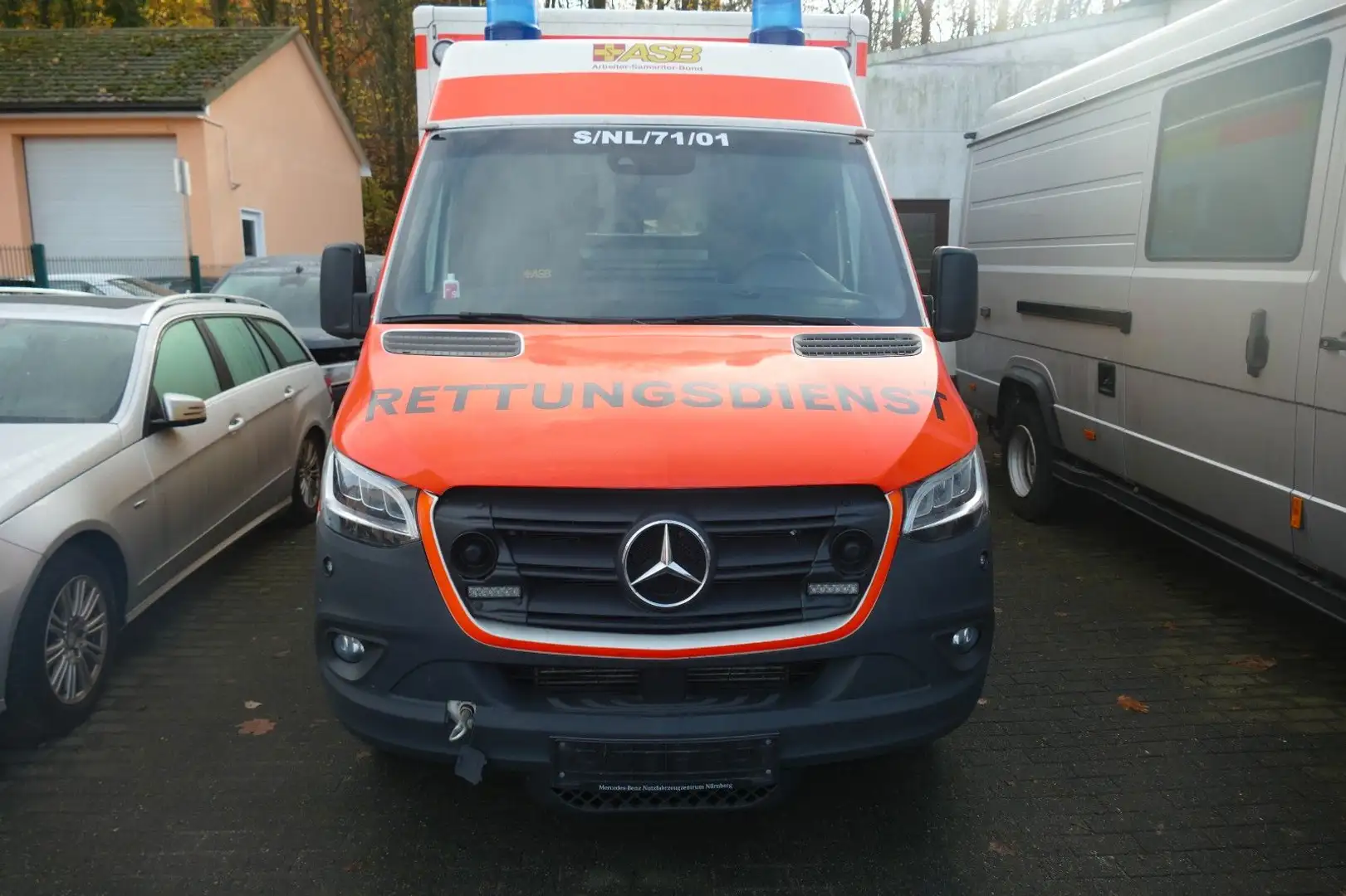 Mercedes-Benz Sprinter III Pritsche RWD/AWD 519 CDI RWD L2 - 2