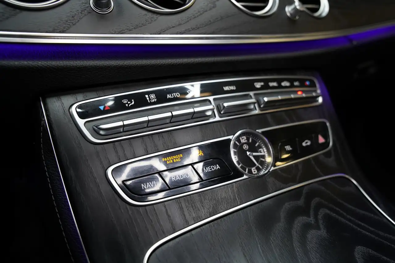 Mercedes-Benz E-Class AMG PANO NIGHT SFEER 360 NAP, миниатюра 15