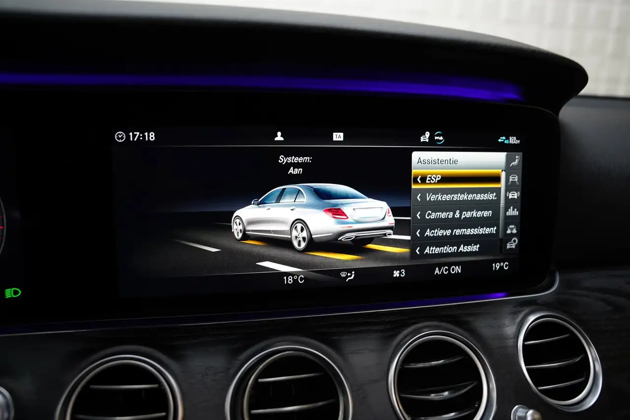Mercedes-Benz E-Class AMG PANO NIGHT SFEER 360 NAP, миниатюра 22