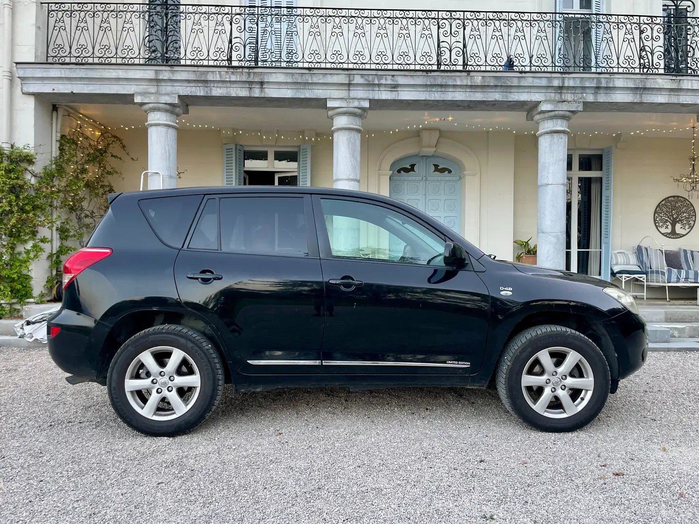 Toyota RAV 4 RAV4 D-4D136 Limited Edition Noir - 2