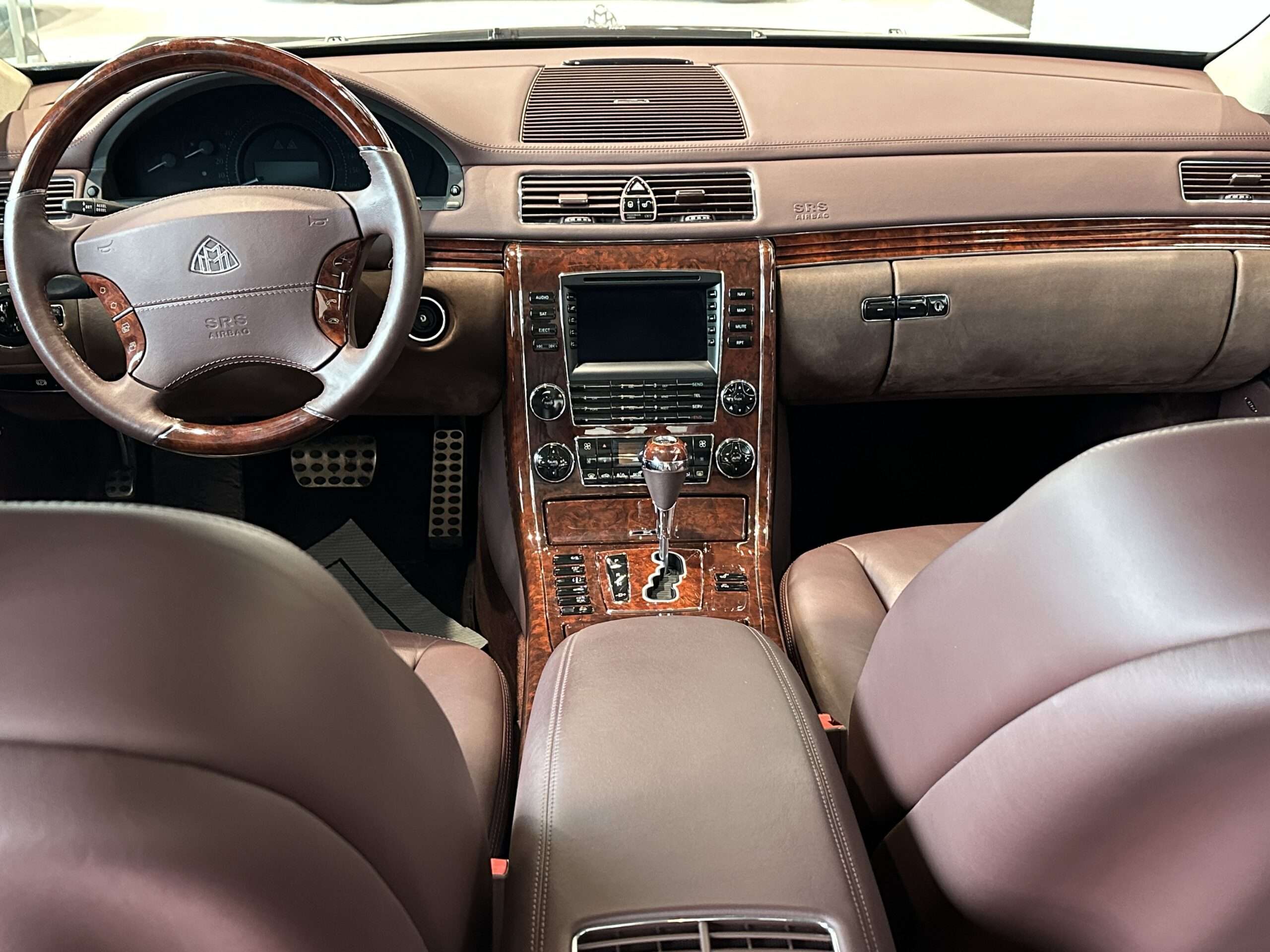 2004 Maybach 57 4dr Sdn SWB thumb 22