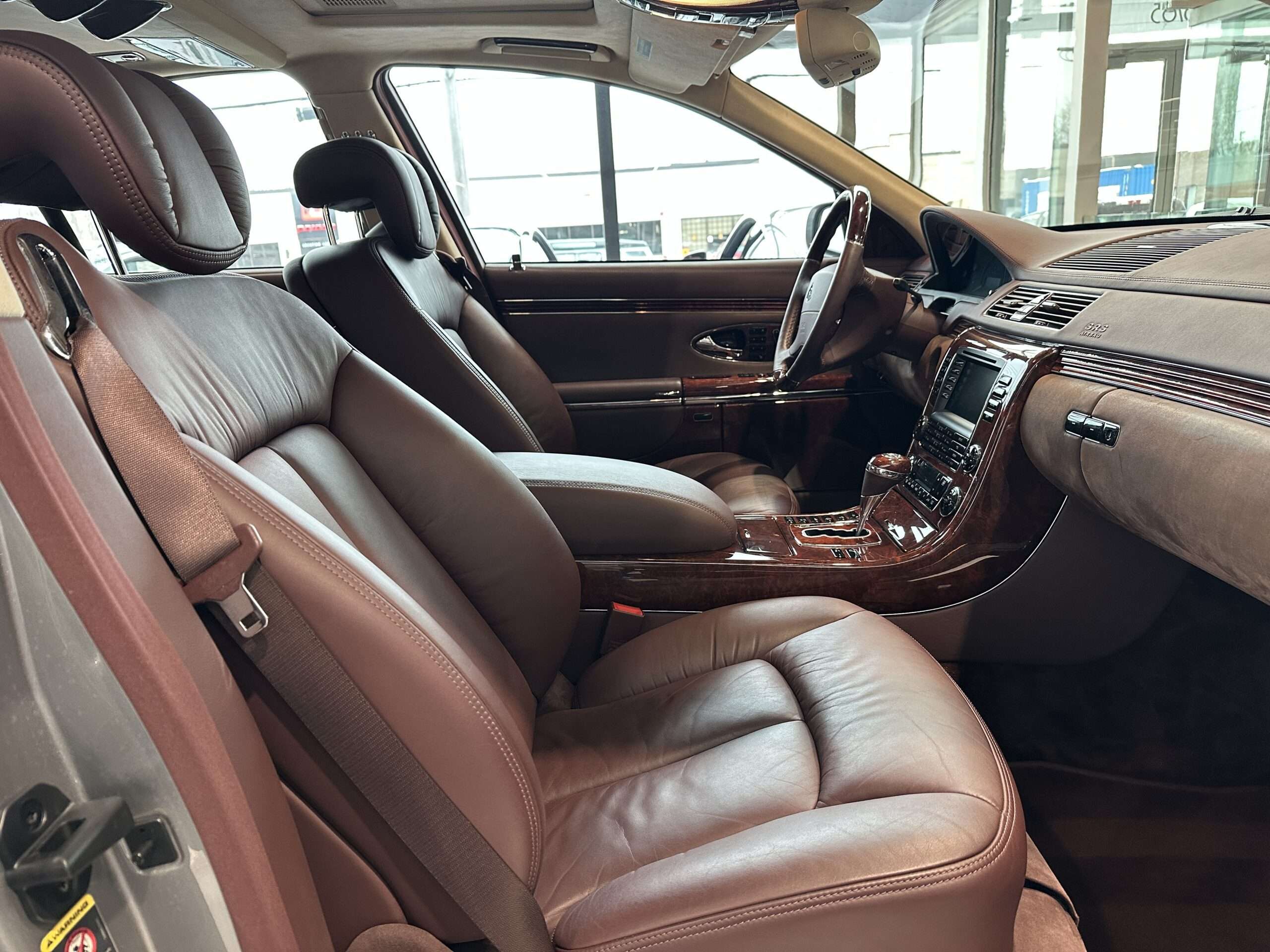 2004 Maybach 57 4dr Sdn SWB thumb 25