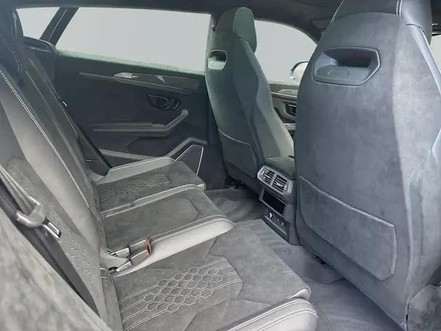 Lamborghini Urus view 11