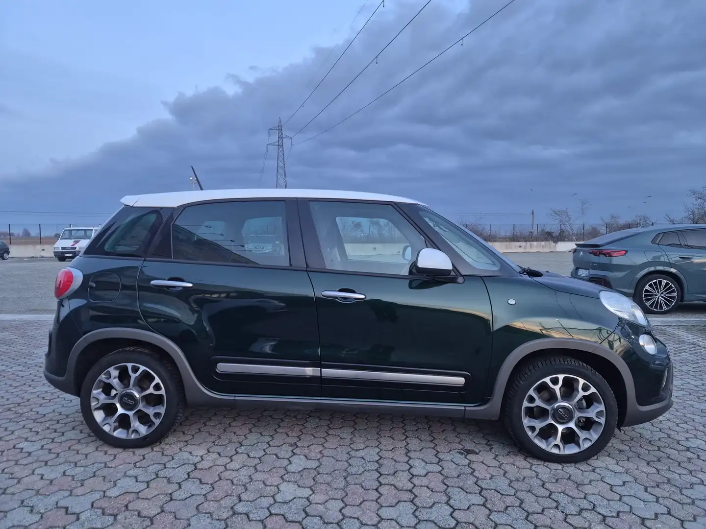 Fiat 500L 500L 2012 1.4 Trekking 95cv Grün - 2