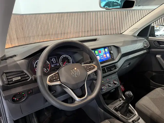 Volkswagen T-Cross view 7
