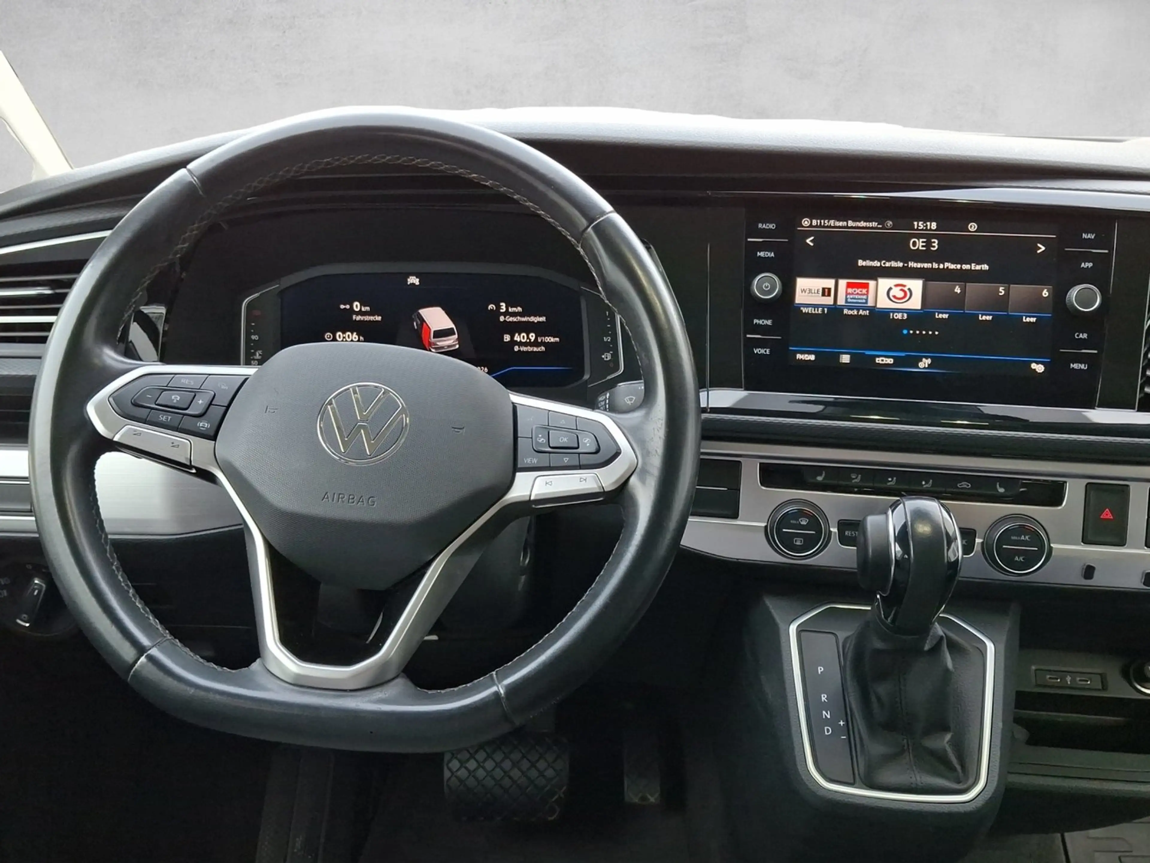 Volkswagen T6.1 Multivan VW T6.1 T6.1 Multivan Comfortline TDI 4MOTION — photo 11