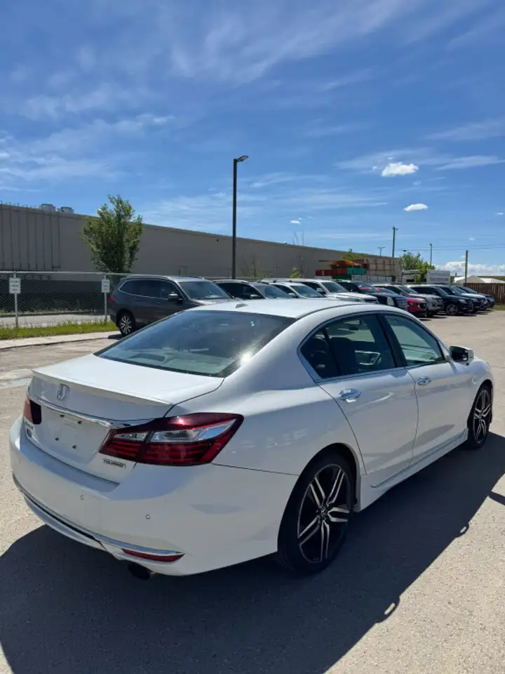 Honda Accord снимка Honda Accord