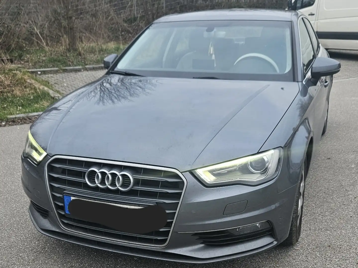 Audi A3 ambiente Grau - 1