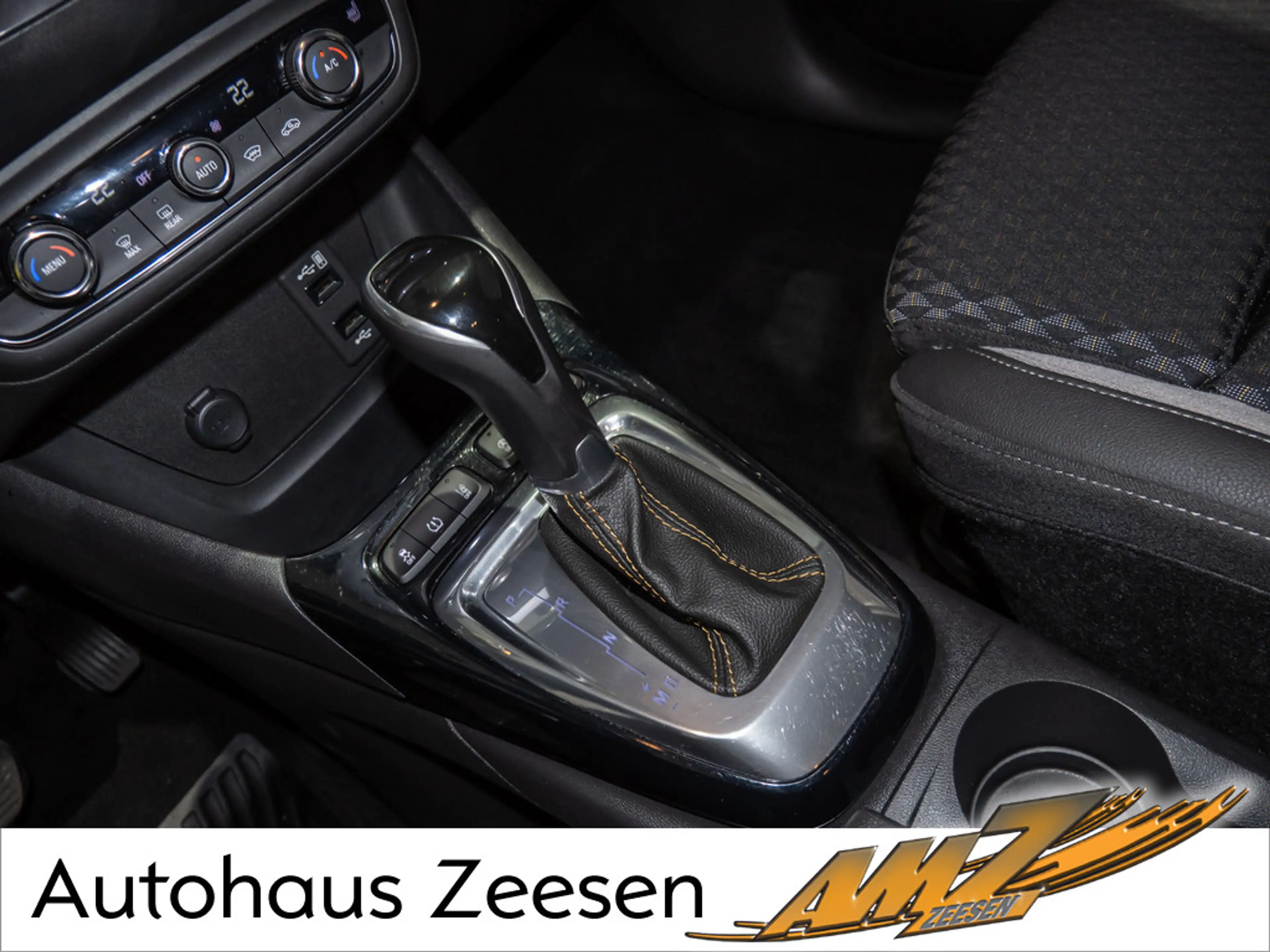 Opel Crossland X 1.2 Innovation NAVI KAMERA PDC — photo 11
