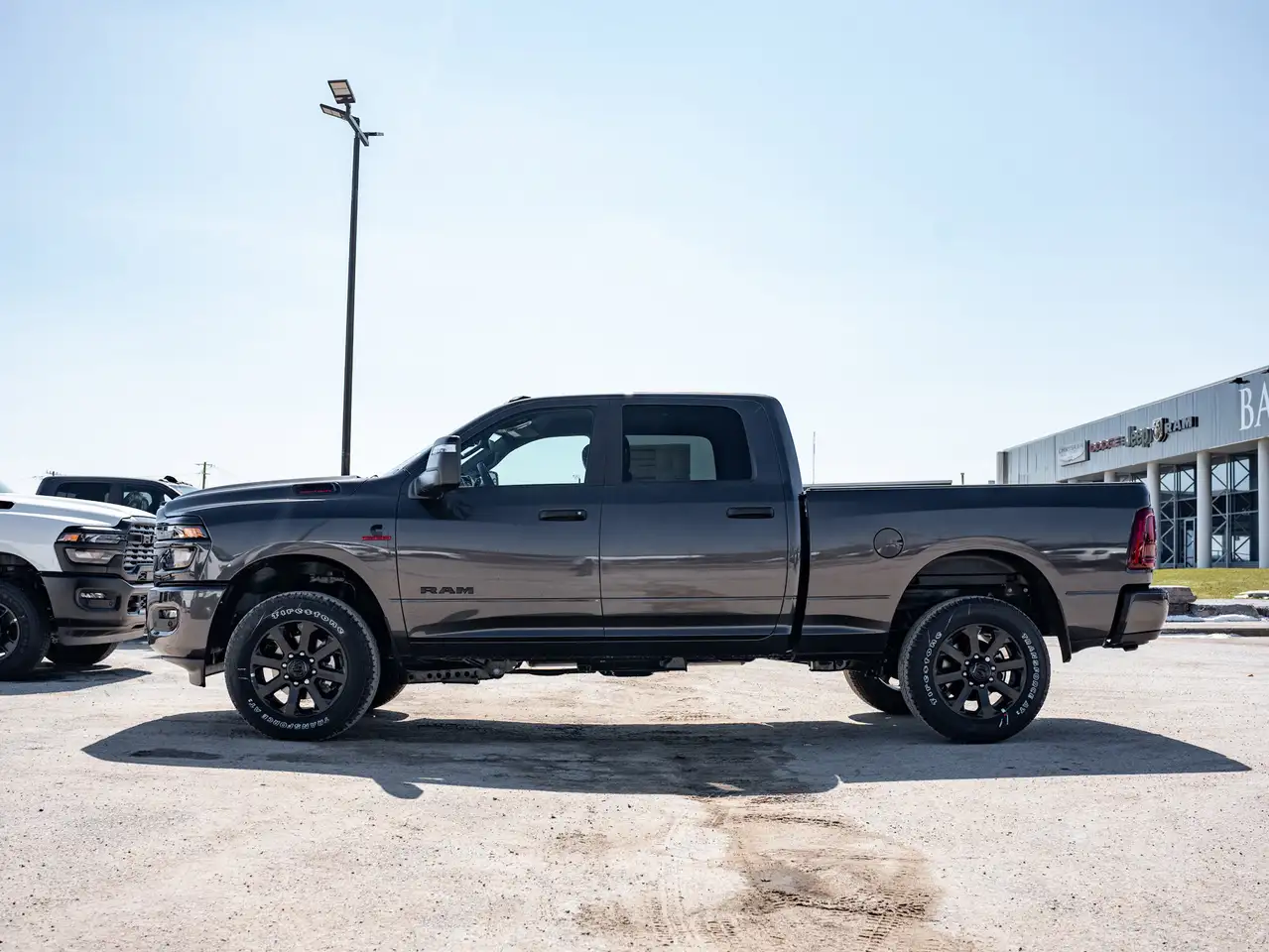 RAM 2500 снимка RAM 2500
