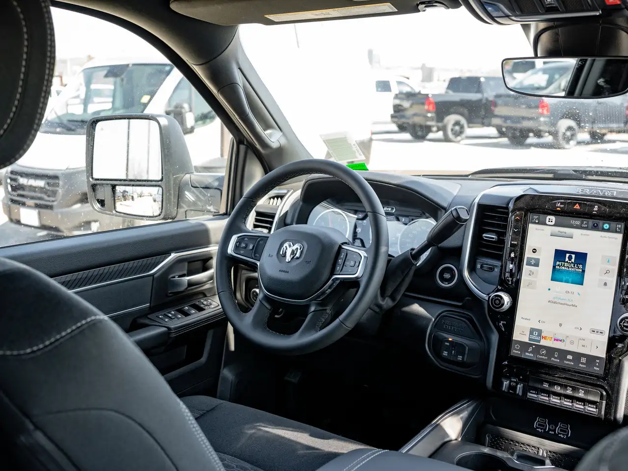 RAM 2500 снимка RAM 2500