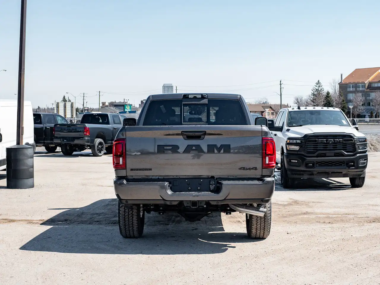 RAM 2500 снимка RAM 2500