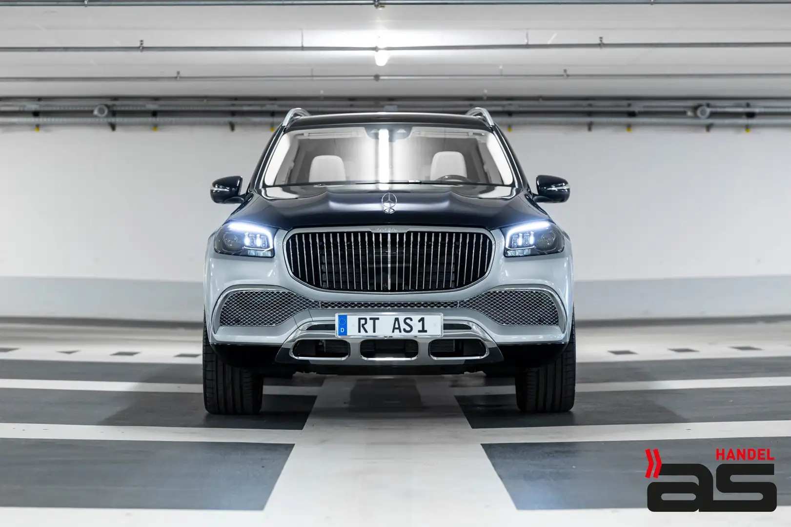Mercedes-Benz GLS 600 Maybach Edition 100 | 1of100 | Argent - 2
