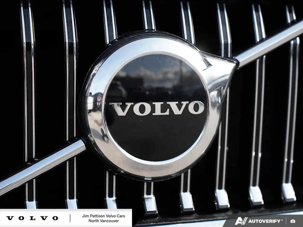 Volvo XC60 снимка Volvo XC60