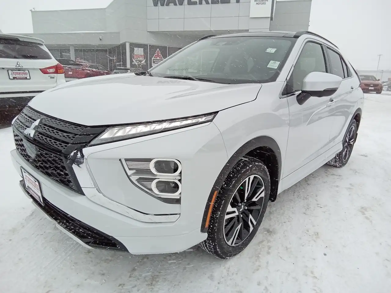 Mitsubishi Eclipse Cross снимка Mitsubishi Eclipse Cross