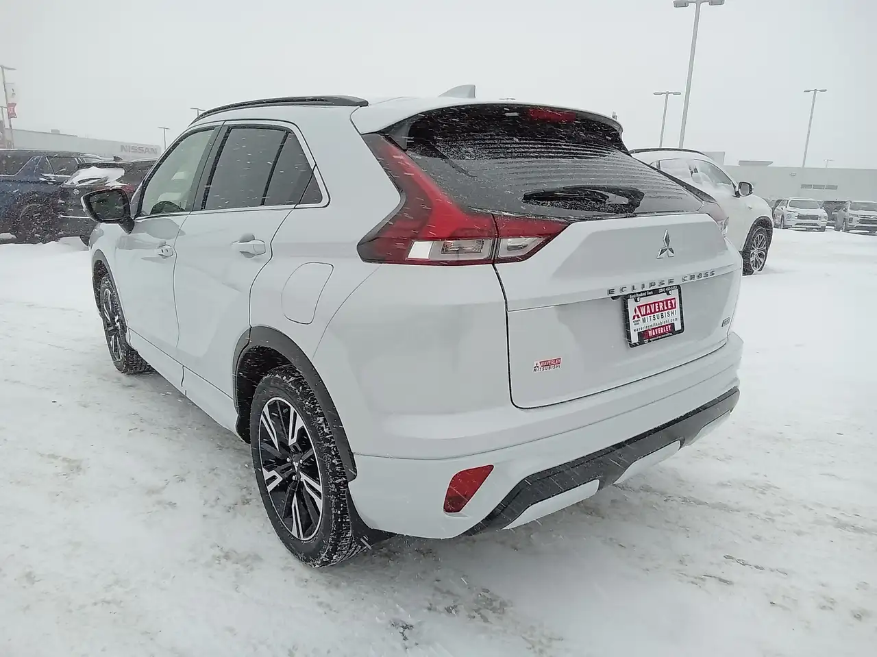 Mitsubishi Eclipse Cross снимка Mitsubishi Eclipse Cross