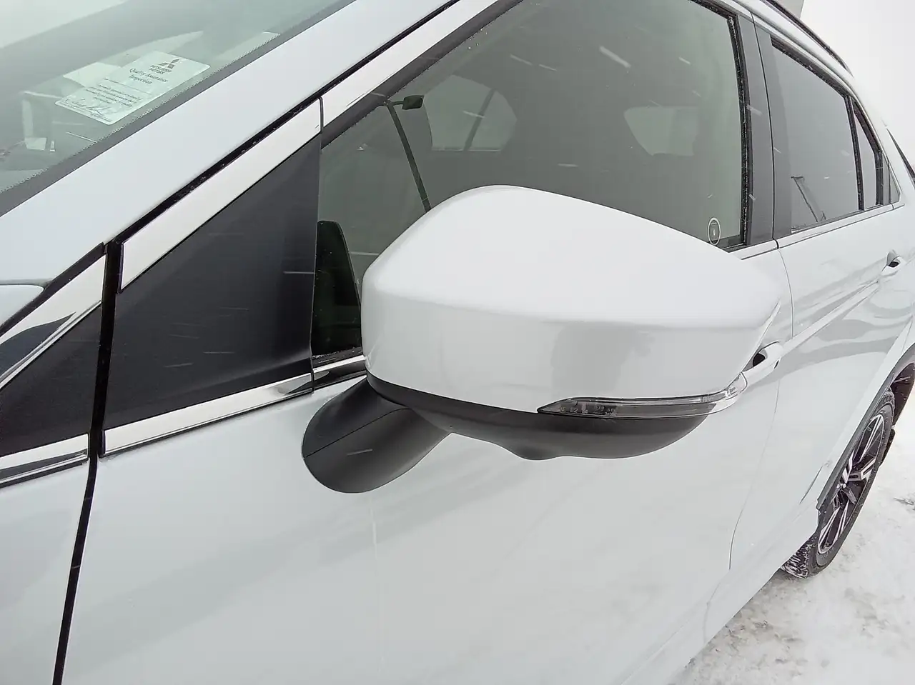 Mitsubishi Eclipse Cross снимка Mitsubishi Eclipse Cross