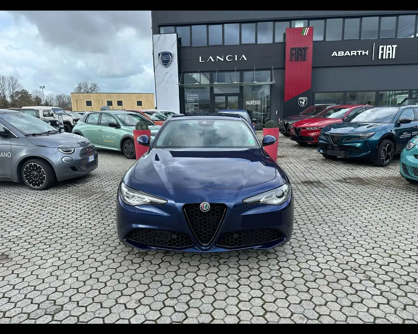 Alfa Romeo Giulia 2.2 t Sprint 160cv auto Blu/Azzurro - 2