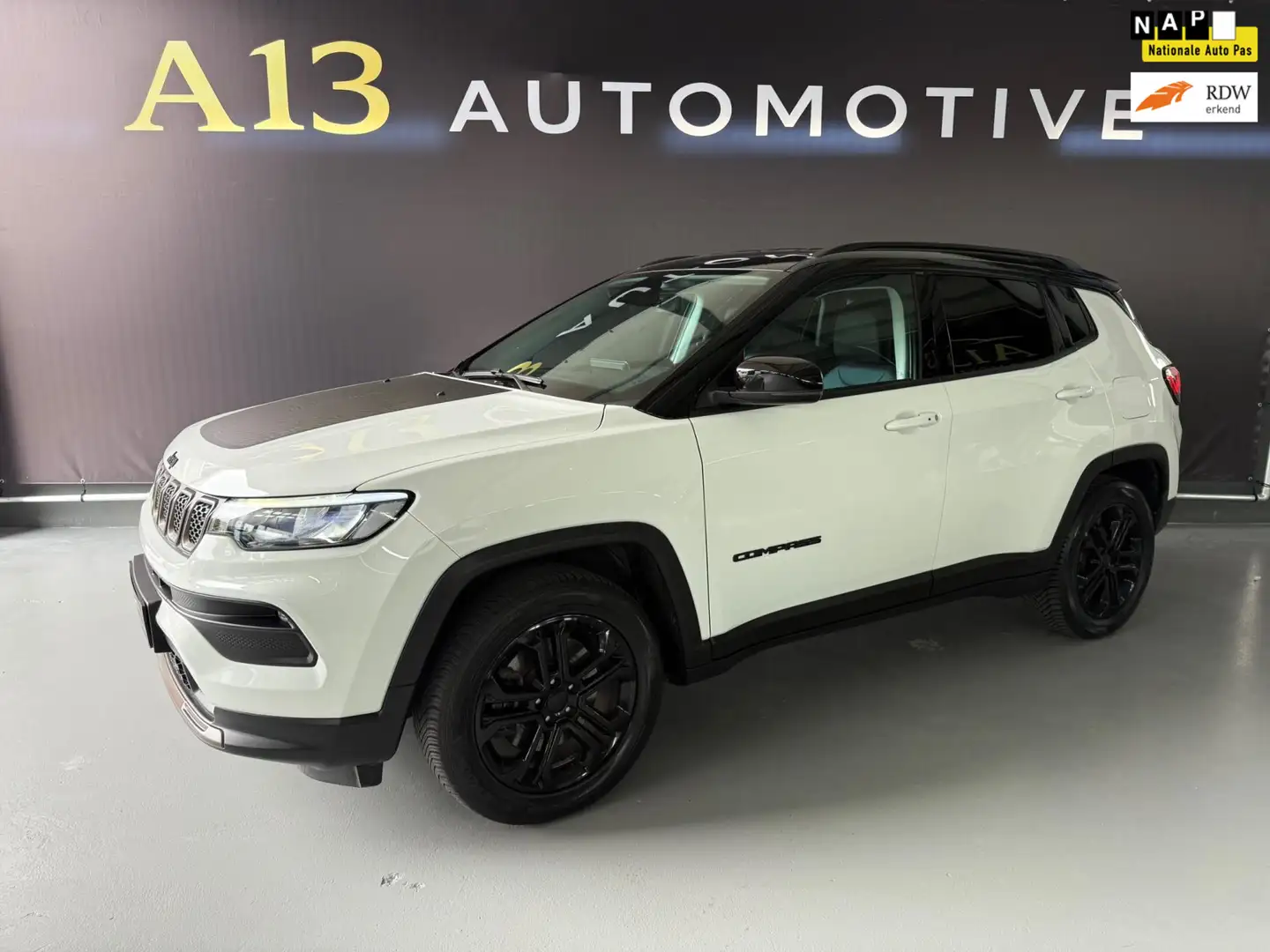 Jeep Compass 4xe 240 Plug-in Hybrid Electric Limited Blanc - 1