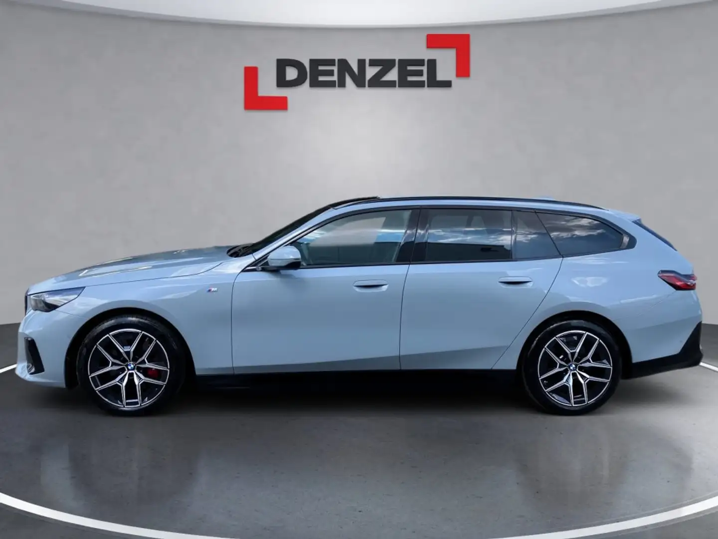BMW i5 xDrive40 Touring Grau - 2