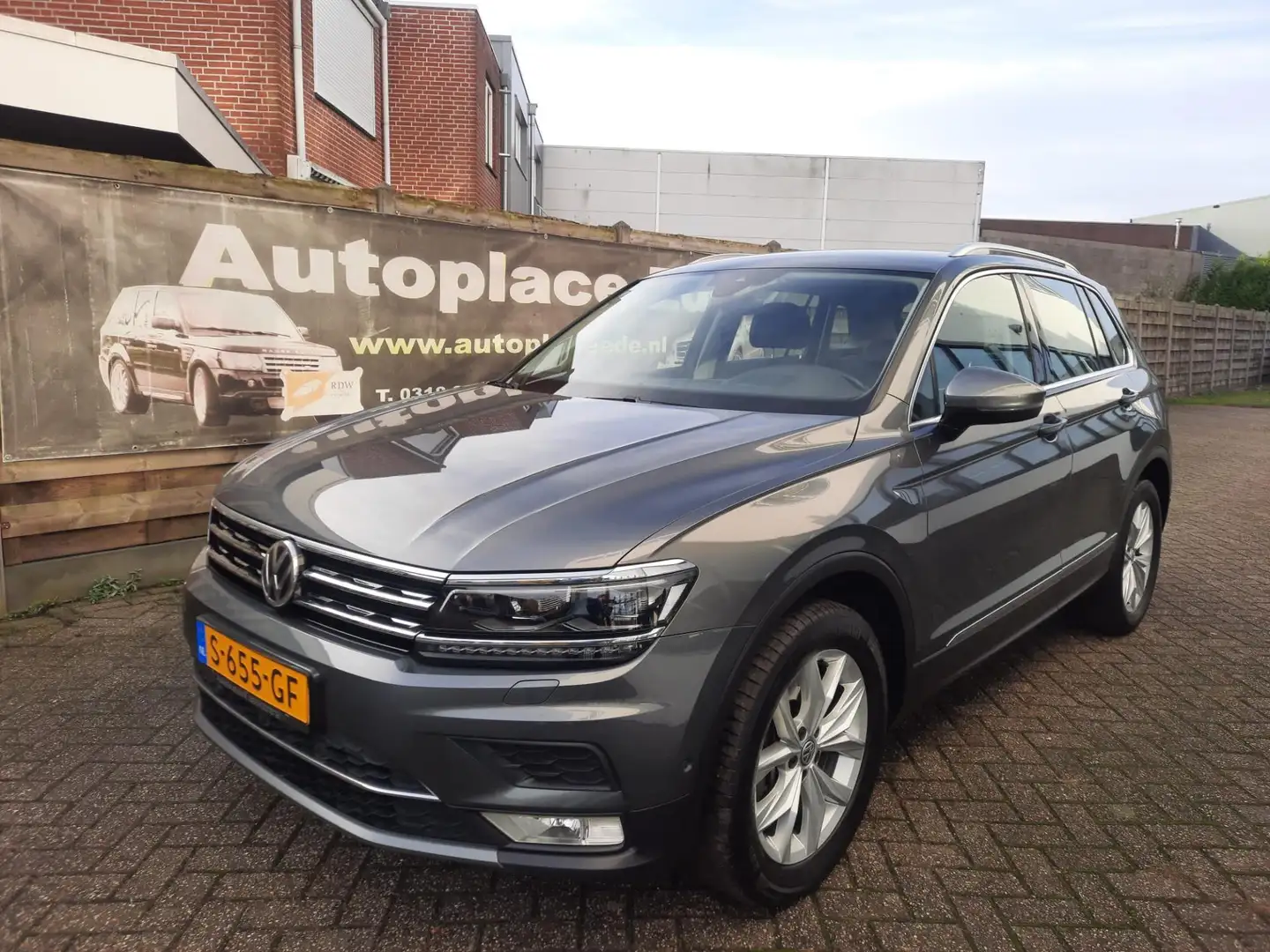 Volkswagen Tiguan 2.0 TSI 4Motion Highline VOL LEER MEMORIE HEADUP 7 Grijs - 1